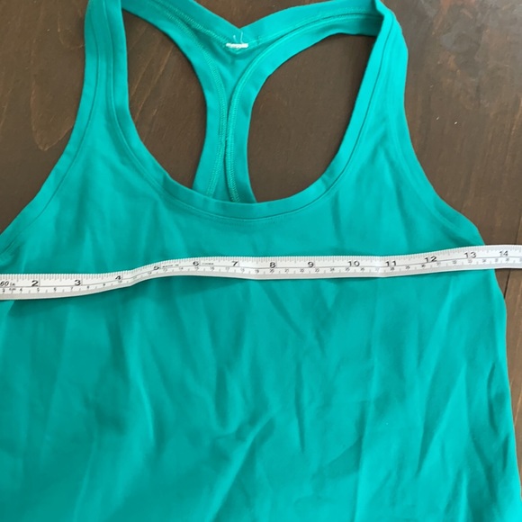 Lululemon tank - Picture 3 of 5
